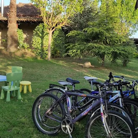 Lea's Tatil Evi Kourouta