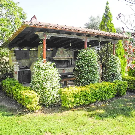 Holiday home Lea's *